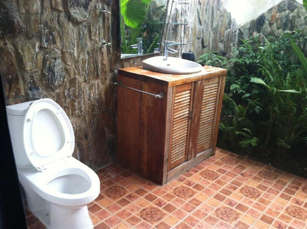 The Lotus Garden Suites Puerto Princesa Exterior foto