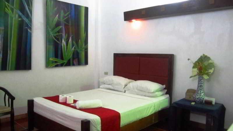 The Lotus Garden Suites Puerto Princesa Exterior foto
