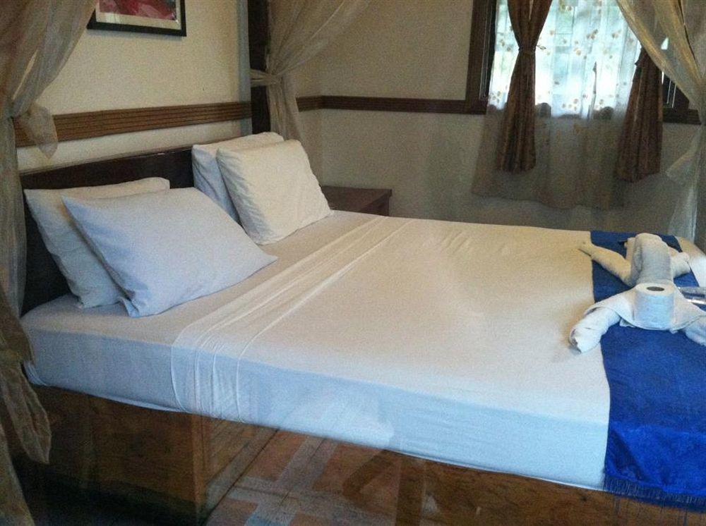 The Lotus Garden Suites Puerto Princesa Exterior foto