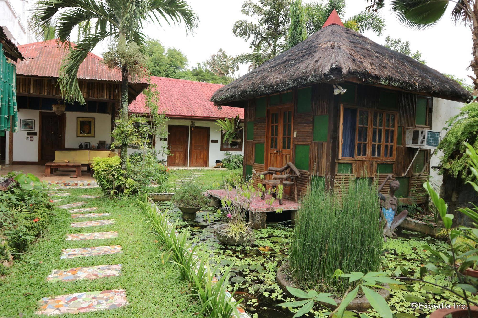 The Lotus Garden Suites Puerto Princesa Exterior foto