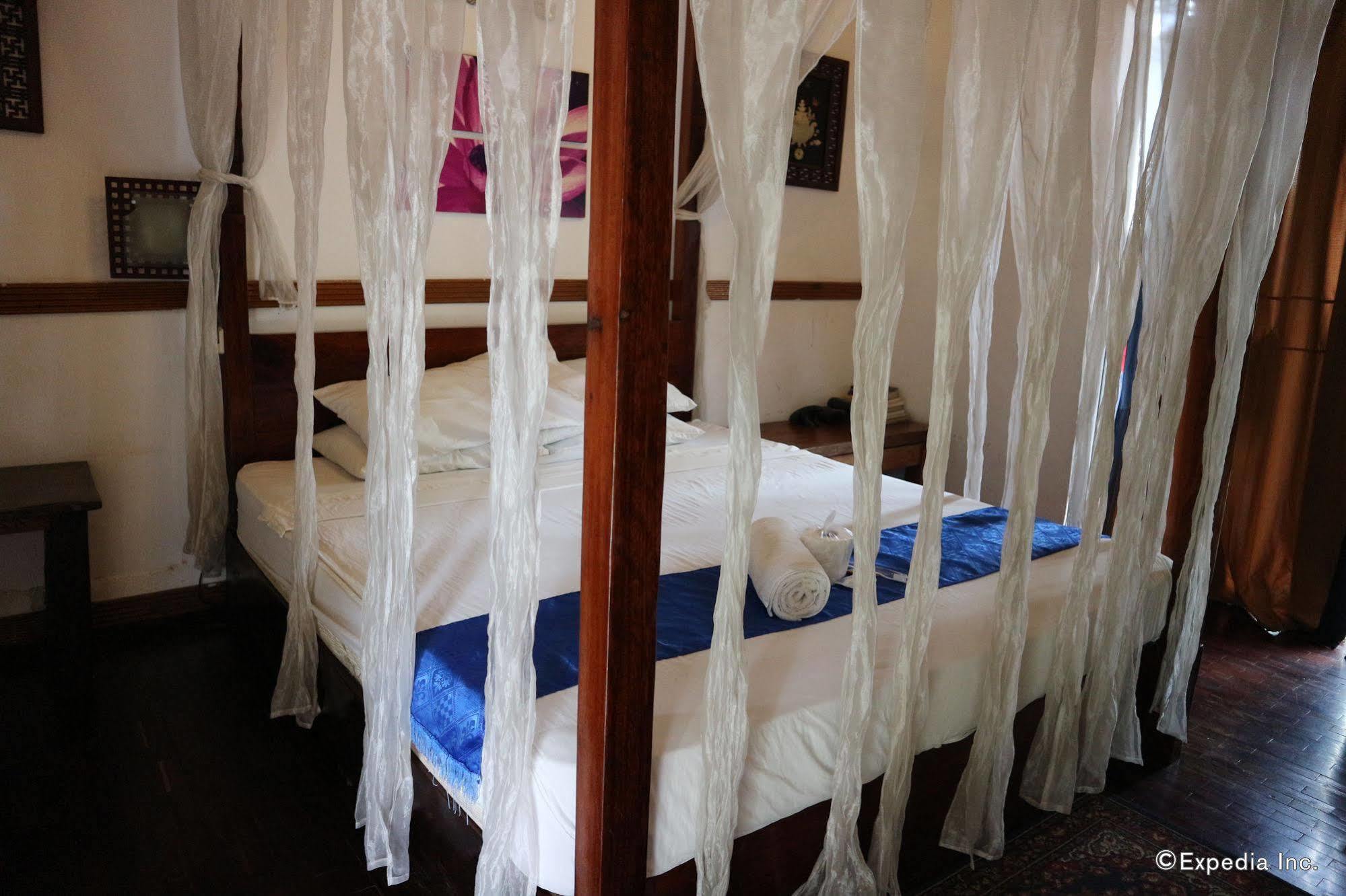The Lotus Garden Suites Puerto Princesa Exterior foto